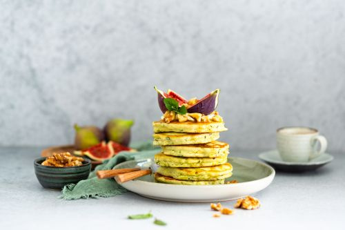 Zucchinipancakes mit Feige und Frischkäse